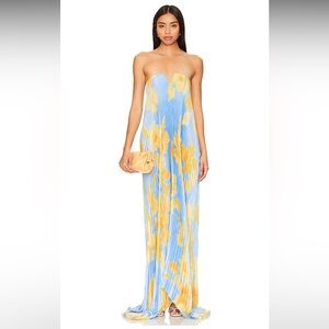 Elegant Strapless Blue and Yellow Dress